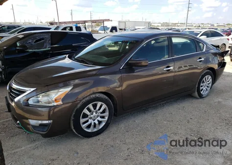 2015 Nissan Altima 2.5 из США, поврежденный, VIN 1N4AL3APXFN404854